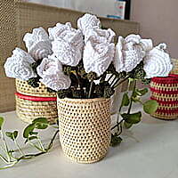 Crochet White Rose (Bunch of 6) Crochet White Rose (Bunch of 6)